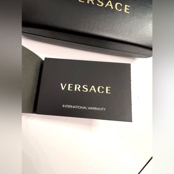 Versace Sun/Eyeglass Case - Picture 4 of 6